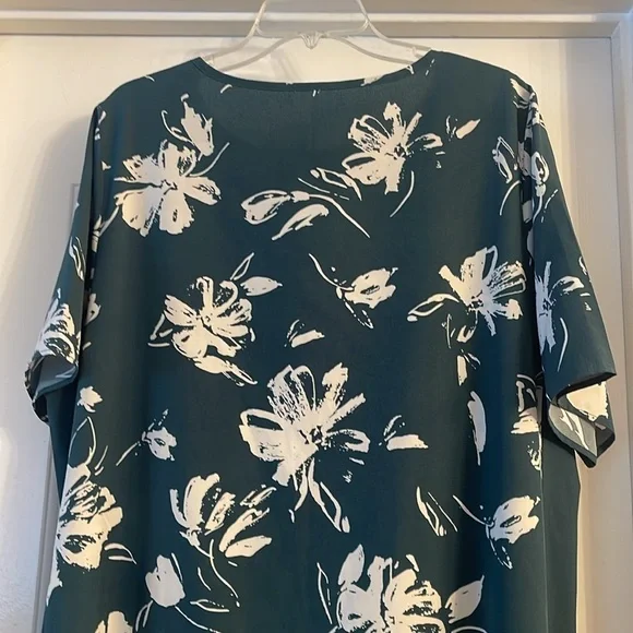 Maxi dress, size 2X - Picture 6 of 6